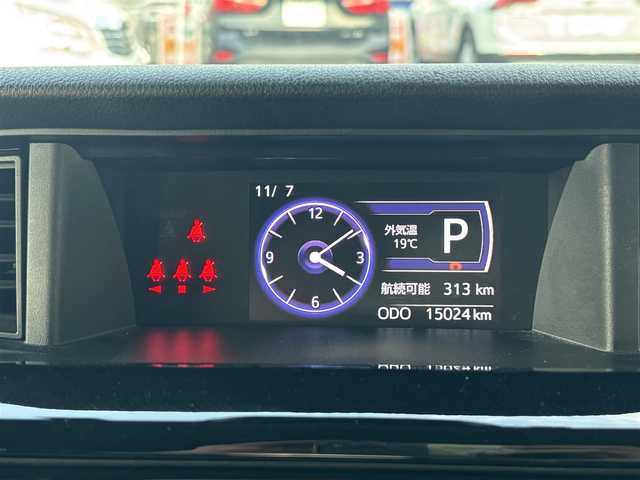 トヨタ ルーミー カスタムG 愛知県 2019(令1)年 1.5万km レーザーブルークリスタルシャイン /禁煙/ワンオーナー//ディーラー整備記録簿R3.4.6//純正9型ナビ/フルセグ/BT/CD/DVD/MSV//バックカメラ/ビルトインETC/純正ドラレコ//純正12型フリップダウンモニター//両側パワースライドドア//革巻きステア/ステアスイッチ//前席シートヒーター/シートリフター//クルーズコントロール//先行車発進告知/アイドリングストップ/横滑り防止//LDA/PCS//純正14インチAW//プッシュスタート/スマートキー//LEDオートライト/オートハイビーム/LEDフォグ//オートリトラウィンカーミラー//リアロールサンシェード//シートバックテーブル//コーナーセンサー//純正フロアマット//純正ドアバイザー//保証書//取扱説明書//スペアスマートキー有り