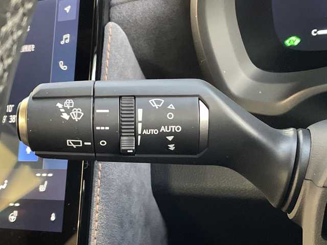 レクサス ＬＢＸ クール 愛知県 2024(令6)年 1.3万km 黒／グレー 純正10型ディスプレイオーディオ　ナビ機能なし/全方位カメラ/レーダークルーズコントロール/シートヒーター/バックカメラ/電動リアゲート/パワーシート/コーナーセンサー/純正アルミホイール/ブラインドスポットモニター/LEDヘッドライト/パドルシフト/ステアリングヒーター/オートマチックハイビーム/衝突軽減システム/Bluetooth/ステアリングスイッチ/スマートキー/プッシュスタート