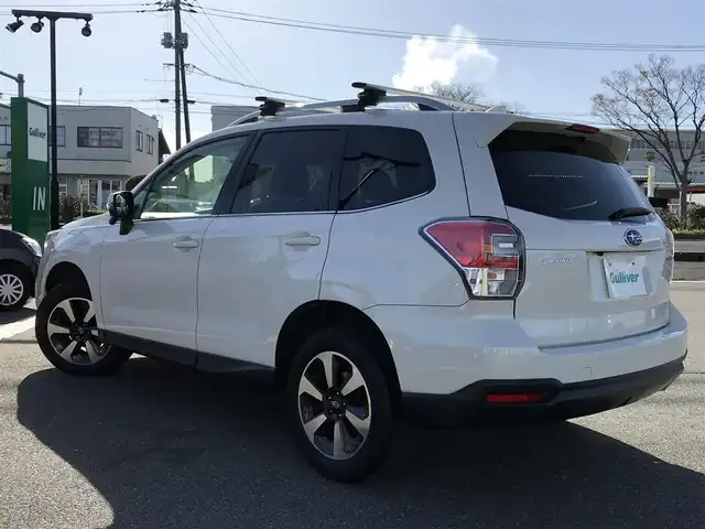 スバル フォレスター Xブレイク 鳥取県 2016(平28)年 5.9万km クリスタルホワイトP ４・W・D/純正ナビ/フルセグ/CD/DVD/BT/USB/バックカメラ/ドライブレコーダー・ETC/アドバンスドセイフティパッケージ/アイサイト/レーダークルーズコントロール/ハーフレザーシート/前後席シートヒーター/前席パワーシート/ルーフキャリア/THULE/パドルシフト/LEDヘットライト/フォグライト/純正17インチアルミホイール/プッシュエンジンスタート/スマートキー/フロアマット