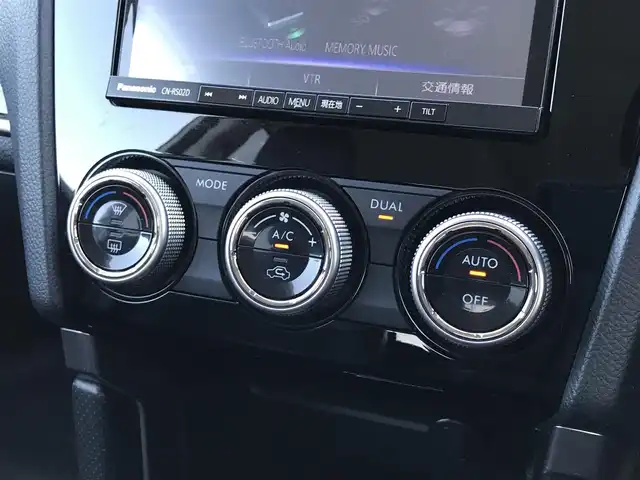 スバル フォレスター Xブレイク 鳥取県 2016(平28)年 5.9万km クリスタルホワイトP ４・W・D/純正ナビ/フルセグ/CD/DVD/BT/USB/バックカメラ/ドライブレコーダー・ETC/アドバンスドセイフティパッケージ/アイサイト/レーダークルーズコントロール/ハーフレザーシート/前後席シートヒーター/前席パワーシート/ルーフキャリア/THULE/パドルシフト/LEDヘットライト/フォグライト/純正17インチアルミホイール/プッシュエンジンスタート/スマートキー/フロアマット