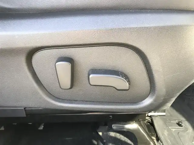 スバル フォレスター Xブレイク 鳥取県 2016(平28)年 5.9万km クリスタルホワイトP ４・W・D/純正ナビ/フルセグ/CD/DVD/BT/USB/バックカメラ/ドライブレコーダー・ETC/アドバンスドセイフティパッケージ/アイサイト/レーダークルーズコントロール/ハーフレザーシート/前後席シートヒーター/前席パワーシート/ルーフキャリア/THULE/パドルシフト/LEDヘットライト/フォグライト/純正17インチアルミホイール/プッシュエンジンスタート/スマートキー/フロアマット