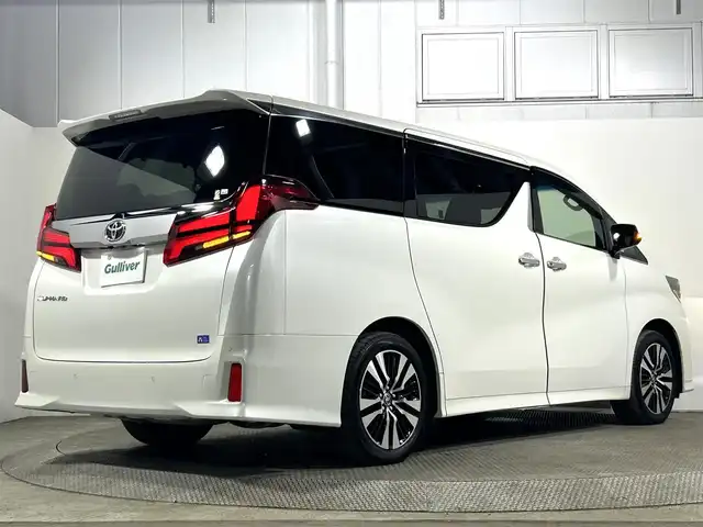 トヨタ アルファード S Cパッケージ 大阪府 2022(令4)年 1.5万km ホワイトパールクリスタルシャイン サンルーフ　黒革シート　後席モニター　純正ナビＴＶ　三眼ＬＥＤ　パワーシート／ヒーター／エアコン　電動リアゲート　ステアリングヒーター　衝突軽減　レーダーＣ　クリアランスソナー