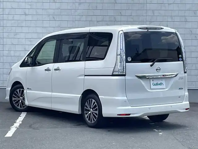 日産 セレナ ハイウェイS S HV Aセーフ 愛知県 2014(平26)年 8.6万km ブリリアントホワイトパール エマージェンシーブレーキ付き/・純正メモリーナビ/・フルセグテレビ/・CD/DVD再生機能/・ミュージックサーバー（SD録音）/・Bluetooth/USB/AUX接続機能/・全方位カメラ/・ETC/・3列シート/・ウォークスルー/・両側電動スライドドア/・衝突軽減ブレーキ/・レーンキプアシスト/・純正16インチアルミホイール/・純正LEDヘッドライト/・オートライト/・コーナーセンサー/・クルーズコントロール/・スマートキー/・オートエアコン/・リアオートエアコン/・アイドリングストップ