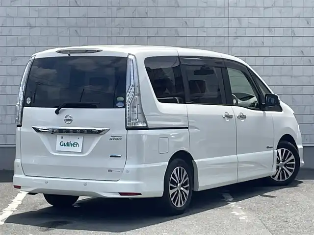 日産 セレナ ハイウェイS S HV Aセーフ 愛知県 2014(平26)年 8.6万km ブリリアントホワイトパール エマージェンシーブレーキ付き/・純正メモリーナビ/・フルセグテレビ/・CD/DVD再生機能/・ミュージックサーバー（SD録音）/・Bluetooth/USB/AUX接続機能/・全方位カメラ/・ETC/・3列シート/・ウォークスルー/・両側電動スライドドア/・衝突軽減ブレーキ/・レーンキプアシスト/・純正16インチアルミホイール/・純正LEDヘッドライト/・オートライト/・コーナーセンサー/・クルーズコントロール/・スマートキー/・オートエアコン/・リアオートエアコン/・アイドリングストップ