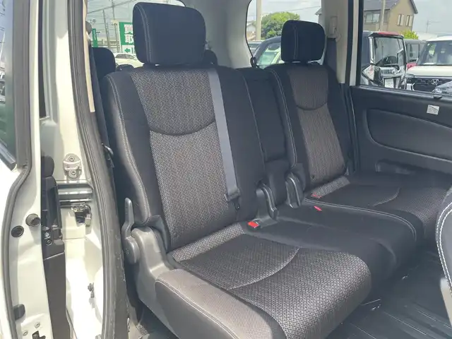 日産 セレナ ハイウェイS S HV Aセーフ 愛知県 2014(平26)年 8.6万km ブリリアントホワイトパール エマージェンシーブレーキ付き/・純正メモリーナビ/・フルセグテレビ/・CD/DVD再生機能/・ミュージックサーバー（SD録音）/・Bluetooth/USB/AUX接続機能/・全方位カメラ/・ETC/・3列シート/・ウォークスルー/・両側電動スライドドア/・衝突軽減ブレーキ/・レーンキプアシスト/・純正16インチアルミホイール/・純正LEDヘッドライト/・オートライト/・コーナーセンサー/・クルーズコントロール/・スマートキー/・オートエアコン/・リアオートエアコン/・アイドリングストップ