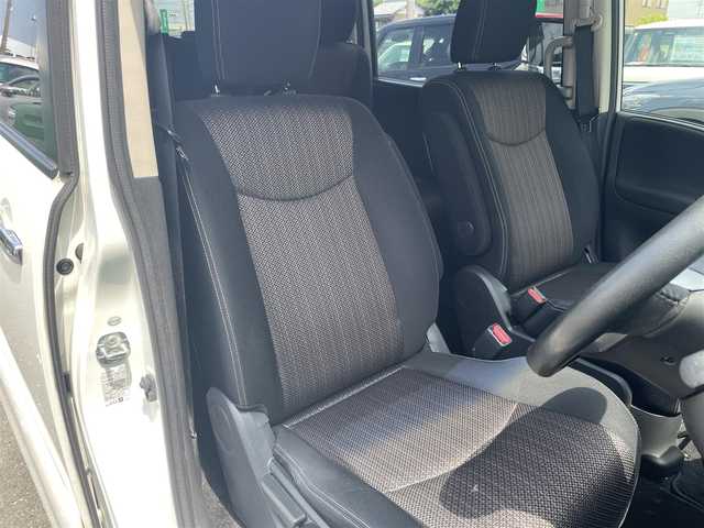 日産 セレナ ハイウェイS S HV Aセーフ 茨城県 2014(平26)年 8.6万km ブリリアントホワイトパール (株)IDOMが運営する【じしゃロン水戸店】の自社ローン専用車両になりますこちらは現金またはオートローンご利用時の価格です。自社ローンご希望の方は別途その旨お申付け下さい/エマージェンシーブレーキ付き/・純正メモリーナビ/・フルセグテレビ/・CD/DVD再生機能/・ミュージックサーバー（SD録音）/・Bluetooth/USB/AUX接続機能/・全方位カメラ/・ETC/・3列シート/・ウォークスルー/・両側電動スライドドア/・衝突軽減ブレーキ/・レーンキプアシスト/・純正16インチアルミホイール/・純正LEDヘッドライト/・オートライト/・コーナーセンサー/・クルーズコントロール/・スマートキー/・オートエアコン/・リアオートエアコン/・アイドリングストップ