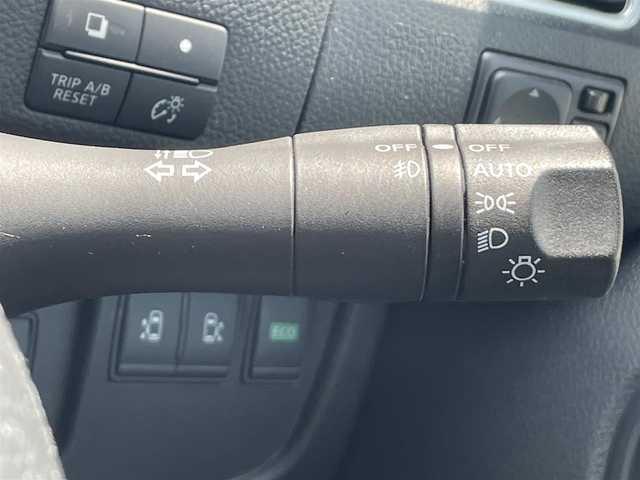 日産 セレナ ハイウェイS S HV Aセーフ 茨城県 2014(平26)年 8.6万km ブリリアントホワイトパール (株)IDOMが運営する【じしゃロン水戸店】の自社ローン専用車両になりますこちらは現金またはオートローンご利用時の価格です。自社ローンご希望の方は別途その旨お申付け下さい/エマージェンシーブレーキ付き/・純正メモリーナビ/・フルセグテレビ/・CD/DVD再生機能/・ミュージックサーバー（SD録音）/・Bluetooth/USB/AUX接続機能/・全方位カメラ/・ETC/・3列シート/・ウォークスルー/・両側電動スライドドア/・衝突軽減ブレーキ/・レーンキプアシスト/・純正16インチアルミホイール/・純正LEDヘッドライト/・オートライト/・コーナーセンサー/・クルーズコントロール/・スマートキー/・オートエアコン/・リアオートエアコン/・アイドリングストップ