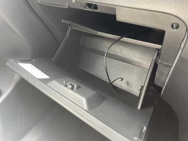 日産 セレナ ハイウェイS S HV Aセーフ 茨城県 2014(平26)年 8.6万km ブリリアントホワイトパール (株)IDOMが運営する【じしゃロン水戸店】の自社ローン専用車両になりますこちらは現金またはオートローンご利用時の価格です。自社ローンご希望の方は別途その旨お申付け下さい/エマージェンシーブレーキ付き/・純正メモリーナビ/・フルセグテレビ/・CD/DVD再生機能/・ミュージックサーバー（SD録音）/・Bluetooth/USB/AUX接続機能/・全方位カメラ/・ETC/・3列シート/・ウォークスルー/・両側電動スライドドア/・衝突軽減ブレーキ/・レーンキプアシスト/・純正16インチアルミホイール/・純正LEDヘッドライト/・オートライト/・コーナーセンサー/・クルーズコントロール/・スマートキー/・オートエアコン/・リアオートエアコン/・アイドリングストップ