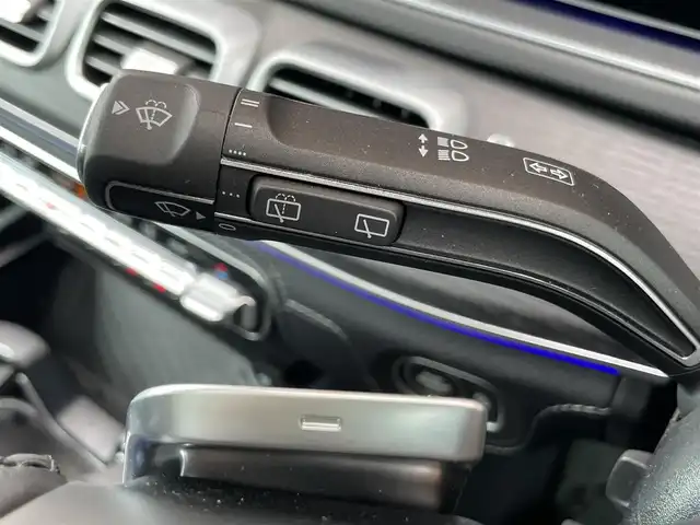 メルセデス・ベンツ Ｍ・ベンツ ＧＬＳ４５０ｄ 4マチック 鹿児島県 2024(令6)年 0.3万km パール 禁煙車/サンルーフ/AMGライン/純正ナビ/Bluetooth/フルセグ/バックカメラ/全周囲カメラ/フロントカメラ/サイドカメラ/レーダーセフティパッケージ/クルーズコントロール/ブルメスターサウンド/サイドステップ/HUD/ベンチレーター/シートヒーター/パワーシート/ルーフレール/パワーバックドア/360°カメラ