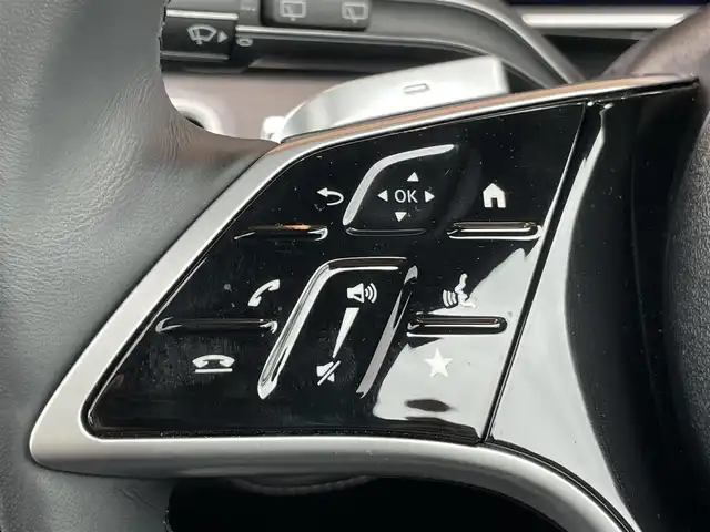 メルセデス・ベンツ Ｍ・ベンツ ＧＬＳ４５０ｄ 4マチック 鹿児島県 2024(令6)年 0.3万km パール 禁煙車/サンルーフ/AMGライン/純正ナビ/Bluetooth/フルセグ/バックカメラ/全周囲カメラ/フロントカメラ/サイドカメラ/レーダーセフティパッケージ/クルーズコントロール/ブルメスターサウンド/サイドステップ/HUD/ベンチレーター/シートヒーター/パワーシート/ルーフレール/パワーバックドア/360°カメラ