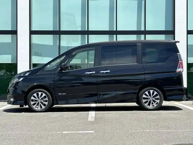 日産 セレナ ハイウェイスター プロパイロットED 和歌山県 2016(平28)年 5.2万km ダイヤモンドブラック 社外7インチナビ（AVIC-MRZ99）/バックカメラ/BT/CD/DVD/衝突被害軽減ブレーキ/レーンキープアシスト/プロパイロット/オートライト/前後コーナーセンサー/フリップダウンモニター（HDMI＆SDカード）/両側パワスラ/ハンズフリーオートスライド/前方ドラレコ/ビルトインETC/LEDヘッドライト/フォグランプ/後席ロール式サンシェード/ステアリングリモコン/オートホールド