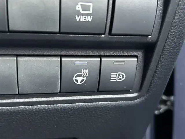 トヨタ ヤリスクロス ハイブリッド Z 福島県 2023(令5)年 2.5万km ブラックマイカ トヨタセーフティセンス/・プリクラッシュセーフティ/・レーントレーシングアシスト/・レーダークルーズコントロール/・オートマチックハイビーム/・ロードサインアシスト/・ブラインドスポットモニター/純正ディスプレイオーディオ/【Tコネクトナビ/USB/Bluetooth/Miracast】/パノラミックビューモニター/ビルトインETC/ヘッドアップディスプレイ/パワーバックドア/運転席パワーシート/前席シートヒーター/本革巻きステアリング/・ステアリングヒーター/・ステリングリモコン/LEDヘッドライト/純正フロアマット/純正ドアバイザー/取扱説明書/新車時保証書