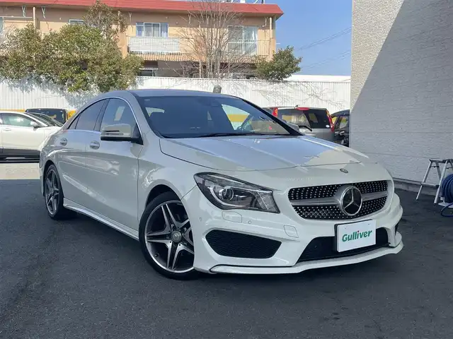 メルセデス・ベンツ ＣＬＡ１８０ AMGライン 兵庫県 2016(平28)年 13.6万km 白 プッシュスタート/純正ナビ/【AM/FM/CD/Bluetooth】/フルセグTV/バックカメラ/ビルトインETC2.0/パワーバックドア/パドルシフト/革巻きステアリング/革シート/前席シートヒーター/前席パワーシート/電動格納ミラー/ウィンカーミラー/オートライト/取扱説明書/保証書/スペアキー×1