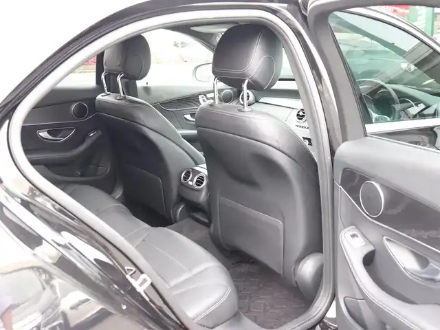メルセデス・ベンツ Ｃ２２０ｄ アバンギャルド　AMGライン 神奈川県 2018(平30)年 2.9万km 黒 レーダーセーフティパッケージ/純正ナビ/フルセグＴＶ/アイドリングストップ/アクティブクルーズ/バックカメラ/ブラインドスポットモニター/黒革シート　シートヒーター/ＥＴＣ２．０/前後ドラレコ/前後クリアランスソナー/ＬＥＤヘッドライト/キーレスGo/スペアキー/保証書/取説