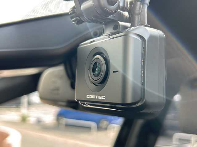 トヨタ ヤリスクロス Z 静岡県 2023(令5)年 1.2万km ブラックマイカ 純正ディスプレイオーディオ/・Bluetooth/・USB/・AppleCarPlay/・AndroidAuto/主要装備/・トヨタセーフティーセンス/・MTモード付AT/・追従クルコン/・バックカメラ/・ETC/・前ドラレコ/・シートヒーター/・パワーシート
