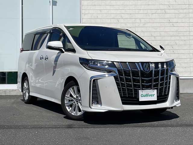 トヨタ アルファード S 岩手県 2018(平30)年 5.4万km ホワイトパールクリスタルシャイン ・４WD/・寒冷地仕様/・純正１０インチナビ/（CD・DVD・フルセグTV・BT・AM・FM）/・純正１２．１インチフリップダウンモニター/・バックカメラ/・社外前後ドライブレコーダー/・両側パワースライドドア/・純正エンジンスターター/・レーダークルーズコントロール/・レーンキープアシスト/・衝突被害軽減ブレーキ/・車線逸脱警報/・アイドリングストップ/・オートホールドブレーキ/・横滑り防止装置/・本革巻きステアリング/・オートライト/・オートハイビーム/・スマートキ/・プッシュスタート/・社外フロアマット/・ドアバイザー/・純正LEDヘッドライト/・フロントフォグランプ/・純正１８インチAW/・保証書/・車両取扱説明書/・ナビ取扱説明書