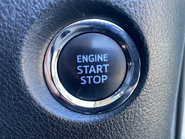 トヨタ アルファード S 岩手県 2018(平30)年 5.4万km ホワイトパールクリスタルシャイン ・４WD/・寒冷地仕様/・純正１０インチナビ/（CD・DVD・フルセグTV・BT・AM・FM）/・純正１２．１インチフリップダウンモニター/・バックカメラ/・社外前後ドライブレコーダー/・両側パワースライドドア/・純正エンジンスターター/・レーダークルーズコントロール/・レーンキープアシスト/・衝突被害軽減ブレーキ/・車線逸脱警報/・アイドリングストップ/・オートホールドブレーキ/・横滑り防止装置/・本革巻きステアリング/・オートライト/・オートハイビーム/・スマートキ/・プッシュスタート/・社外フロアマット/・ドアバイザー/・純正LEDヘッドライト/・フロントフォグランプ/・純正１８インチAW/・保証書/・車両取扱説明書/・ナビ取扱説明書