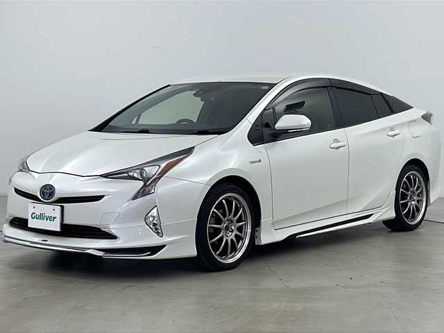 トヨタ プリウス S ツーリングセレクション 道央・札幌 2016(平28)年 13.7万km ホワイトパールクリスタルシャイン ・4WD/・寒冷地仕様/・アルパインナビ&フルセグCD&DVD&BT&SD&HDMI/・バックカメラ/・プリクラッシュセーフティ/・レーンキープアシスト/・レーダークルーズコントロール/・モデリスタエアロ/・シートヒーター/・純正エンジンスターター/・社外ドライブレコーダー/・社外AW付サマータイヤ積込/・オートマチックハイビーム/・オートライト/・LEDヘッドライト/・リアフォグ/・ステアリングスイッチ/・スペアキー/・スマートキー/・プッシュスタート/・横滑り防止