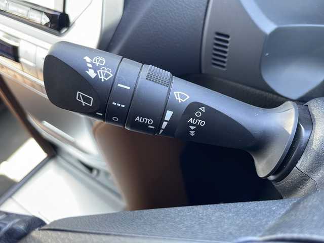 トヨタ ランドクルーザー プラド TX-L 70thアニバーサリーLTD 兵庫県 2022(令4)年 4.7万km ブラック 保証書・取説・有/社外メモリーナビ・フルセグ・BT・CD・DVD・FM・AM・BIGX コネクト・Applecarplay・androidauto/バックカメラ/ETC/追尾機能付きクルーズコントロール/車線逸脱防止支援システム/衝突被害軽減ブレーキ/コーナーセンサー/シートヒーター/シートクーラー/サンルーフ/オートハイビーム/イモビライザー/デフロック/プッシュスタート/スマートキー×2/社外フロアマット