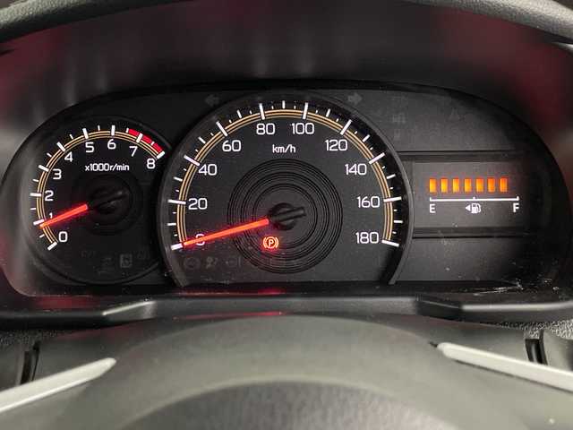 トヨタ ルーミー G 埼玉県 2023(令5)年 0.9万km ブライトシルバーM 純正ディスプレイオーディオ/(Bluetooth/Android Auto/Apple Car Play/USB/AM/FM)/地デジワンセグ/全方位カメラ/ETC/運転席・助手席シートヒーター/衝突軽減ブレーキ/クリアランスソナー/アイドリングストップ/パワーモード/プッシュスタート/ステアリングリモコン/両側パワースライドドア/電動格納ミラー/ウィンカーミラー/社外フロアマット