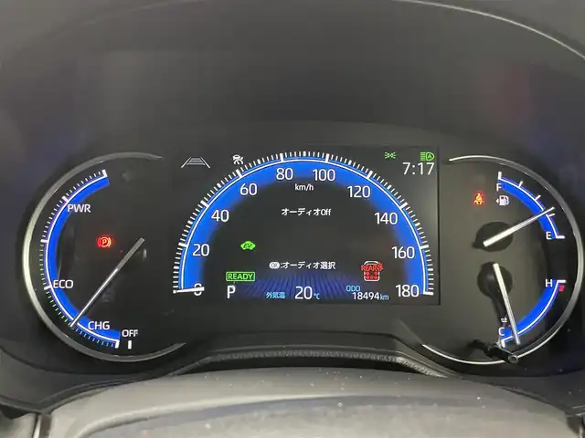 トヨタ ヴォクシー ハイブリッド S－Z 埼玉県 2022(令4)年 1.9万km ホワイトパールクリスタルシャイン 純正８インチディスプレイオーディオ　フリップダウンモニター　バックカメラ　快適利便パッケージ　デジタルミラー　両側パワースライドドア　シートヒーター　ＡＣ１００Ｖ　ビルトインＥＴＣ２．０　ＬＥＤライト