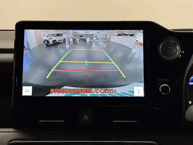 トヨタ ヴォクシー ハイブリッド S－Z 三重県 2022(令4)年 2.9万km アティチュードブラックマイカ ハイブリッド/FF/インパネCVT/純正 10.5インチ『ディスプレイオーディオplus』（ナビ機能搭載）/（AM/FM/CD/DVD/USB/Miracast/Bluetooth/CarPlay/AndroidAuto）/純正 14インチ 後席用OLEDフリップダウンディスプレイ V14T-R72R/バックガイドモニター/両側パワースライドドア/ビルトイン ETC2.0/Toyota Safety Sense/・プリクラッシュセーフティ［PCS］/・レーンディパーチャーアラート［LDA］/・レーダークルーズ/・【OP】アダプティブハイビームシステム/・クリアランスソナー/・パーキングサポートブレーキ［PKSB］（静止物）/・ロードサインアシスト［RSA］/・発進遅れ告知機能［TMN］/・プロアクティブドライビングアシスト［PDA］/装備/・【OP】LEDヘッドランプ（プロジェクター式）＋クリアランスランプ/・ハーフレザーシート/・シートヒーター（D/N）/・左右・後席独立オートエアコン/・オートライト/・電子パーキングブレーキ＋ブレーキホールド/・プッシュスタート/・純正17inAW/・保/・スマートキーx1/など