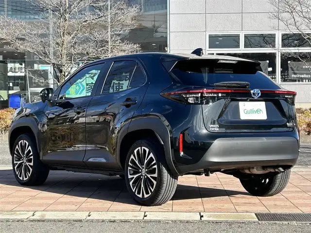 トヨタ ヤリスクロス ハイブリッド Z 福島県 2023(令5)年 1.5万km ブラックマイカ トヨタセーフティセンス/・プリクラッシュセーフティ/・レーントレーシングアシスト/・レーダークルーズコントロール/・オートマチックハイビーム/・ロードサインアシスト/純正ディスプレイオーディオ/【USB/Bluetooth/Miracast】/バックカメラ/ビルトインETC/前席シートヒーター/本革巻きステアリング/・ステアリングヒーター/・ステリングリモコン/運転席パワーシート/前席シートヒーター/LEDヘッドライト/・オートライト/スマートキー/・プッシュスタート/純正フロアマット