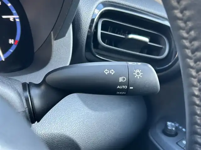 トヨタ ヤリスクロス ハイブリッド Z 福島県 2023(令5)年 1.5万km ブラックマイカ トヨタセーフティセンス/・プリクラッシュセーフティ/・レーントレーシングアシスト/・レーダークルーズコントロール/・オートマチックハイビーム/・ロードサインアシスト/純正ディスプレイオーディオ/【USB/Bluetooth/Miracast】/バックカメラ/ビルトインETC/前席シートヒーター/本革巻きステアリング/・ステアリングヒーター/・ステリングリモコン/運転席パワーシート/前席シートヒーター/LEDヘッドライト/・オートライト/スマートキー/・プッシュスタート/純正フロアマット