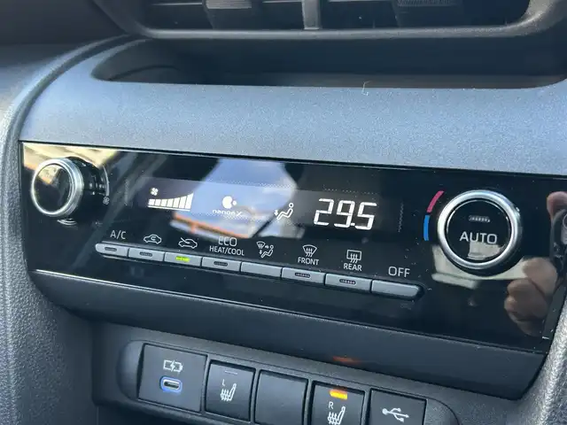 トヨタ ヤリスクロス ハイブリッド Z 福島県 2023(令5)年 1.5万km ブラックマイカ トヨタセーフティセンス/・プリクラッシュセーフティ/・レーントレーシングアシスト/・レーダークルーズコントロール/・オートマチックハイビーム/・ロードサインアシスト/純正ディスプレイオーディオ/【USB/Bluetooth/Miracast】/バックカメラ/ビルトインETC/前席シートヒーター/本革巻きステアリング/・ステアリングヒーター/・ステリングリモコン/運転席パワーシート/前席シートヒーター/LEDヘッドライト/・オートライト/スマートキー/・プッシュスタート/純正フロアマット