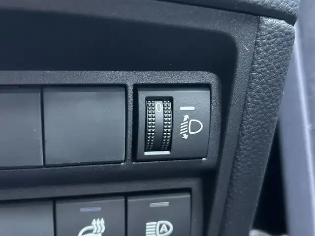 トヨタ ヤリスクロス ハイブリッド Z 福島県 2023(令5)年 1.5万km ブラックマイカ トヨタセーフティセンス/・プリクラッシュセーフティ/・レーントレーシングアシスト/・レーダークルーズコントロール/・オートマチックハイビーム/・ロードサインアシスト/純正ディスプレイオーディオ/【USB/Bluetooth/Miracast】/バックカメラ/ビルトインETC/前席シートヒーター/本革巻きステアリング/・ステアリングヒーター/・ステリングリモコン/運転席パワーシート/前席シートヒーター/LEDヘッドライト/・オートライト/スマートキー/・プッシュスタート/純正フロアマット