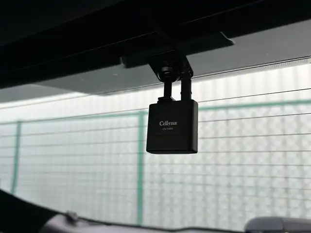 トヨタ ヤリスクロス ハイブリッド Z 福島県 2023(令5)年 1.5万km ブラックマイカ トヨタセーフティセンス/・プリクラッシュセーフティ/・レーントレーシングアシスト/・レーダークルーズコントロール/・オートマチックハイビーム/・ロードサインアシスト/純正ディスプレイオーディオ/【USB/Bluetooth/Miracast】/バックカメラ/ビルトインETC/前席シートヒーター/本革巻きステアリング/・ステアリングヒーター/・ステリングリモコン/運転席パワーシート/前席シートヒーター/LEDヘッドライト/・オートライト/スマートキー/・プッシュスタート/純正フロアマット