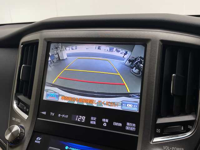 トヨタ クラウン ハイブリッド ロイヤルサルーン 宮崎県 2015(平27)年 6.7万km ブラック メーカーナビ(CD/DVD/AM/FM/BT)/クルーズコントロール/ステアリングスイッチ/横滑り防止装置/車両接近通報装置/D/N席　パワーシート/D/N席　シートヒーター/D/N席　エアーシート/ハンドルヒーター/純正アルミホイール/純正フロアマット/電装格納ミラー/オートライト/スマートキー/ETC