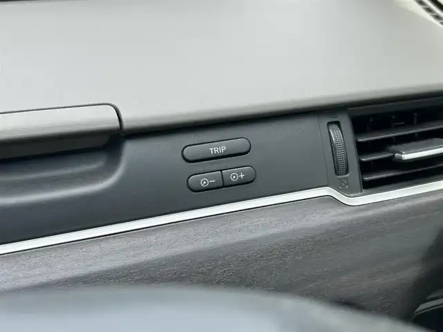 ホンダ フリード G ホンダセンシング 静岡県 2016(平28)年 6.1万km モダンスティールM HondaSENSING/純正9インチプレミアムインターナビ/ （VXM-175VFNi）/   AM FM CD DVD Bluetooth SD MusicRack/フルセグTV/バックモニター/ビルトインETC/両側パワースライドドア/アダプティブクルーズコントロール/アイドリングストップ/ステアリングスイッチ/ウォークスルー/純正15インチアルミホイール/本革巻ステアリング/電動格納ミラー/ドアバイザー/スマートキー＆プッシュスタート