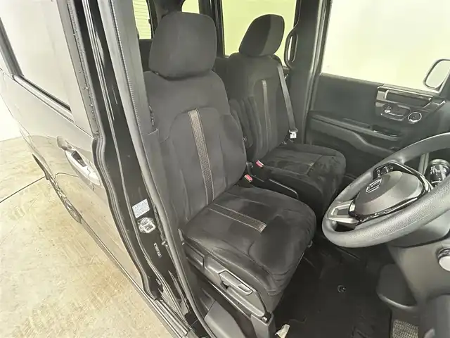 ホンダ Ｎ ＢＯＸ カスタム G EX ホンダセンシング 岡山県 2017(平29)年 7.3万km クリスタルブラックパール ワンオーナー/ホンダセンシング/・衝突被害軽減ブレーキ/・アダプティブクルーズコントロール/・車線維持支援システム/・オートハイビーム/純正8型SDナビゲーション/(CD/DVD/BT/SD/USB/AUX/フルセグTV)/バックカメラ/ビルトインETC/両側パワースライドドア/純正前方ドライブレコーダー/純正14インチアルミ/純正リアスポイラー/純正フロアマット/ステアリングリモコン/アイドリングストップ/リアサンシェイド/チルトステアリング/ウィンカーミラー/シートリフター/ドアバイザー/横滑り防止/スマートキー×2/新車保証書/取扱説明書/ナビ取扱説明書