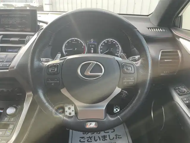 レクサス ＮＸ 200t 富山県 2016(平28)年 7.4万km ホワイトノーヴァガラスフレーク メーカーナビ/フルセグＴＶ/Bluetooth/Blu-ray再生/ＤＶＤ再生/バックカメラ/革シート/パワーシート/シートヒーター/エアシート/コーナーセンサー/パワーバックドア/プリクラッシュセーフティ/レーダークルーズコントロール/レーンディパーチャーアラート/ビルトインＥＴＣ2.0/AC１００V電源/LEDオートライト/LEDフォグライト