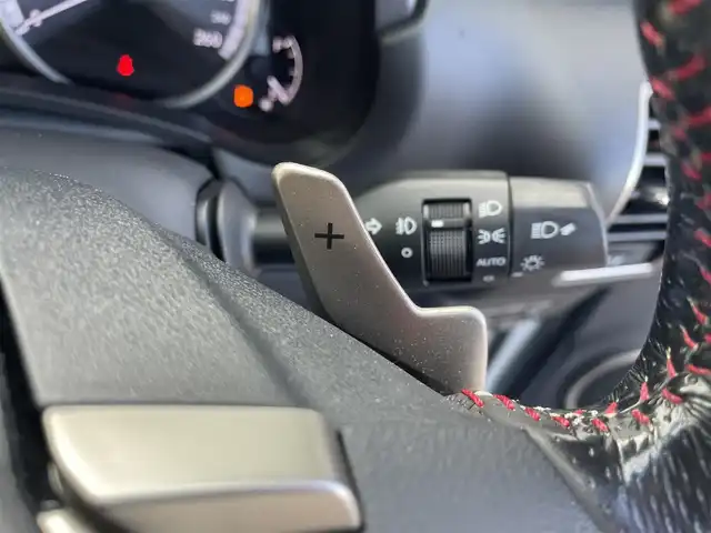 レクサス ＮＸ 200t 富山県 2016(平28)年 7.4万km ホワイトノーヴァガラスフレーク メーカーナビ/フルセグＴＶ/Bluetooth/Blu-ray再生/ＤＶＤ再生/バックカメラ/革シート/パワーシート/シートヒーター/エアシート/コーナーセンサー/パワーバックドア/プリクラッシュセーフティ/レーダークルーズコントロール/レーンディパーチャーアラート/ビルトインＥＴＣ2.0/AC１００V電源/LEDオートライト/LEDフォグライト