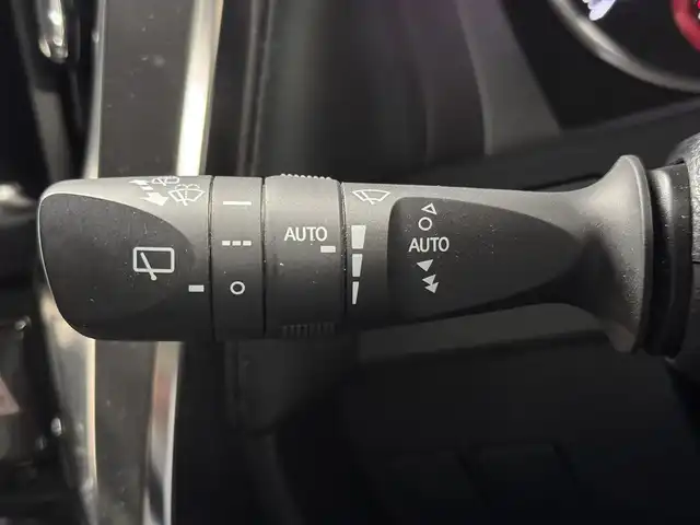 トヨタ アルファード S Cパッケージ 三重県 2022(令4)年 4.9万km ホワイトパールクリスタルシャイン ガソリン/FF/MTモード付インパネCVT/純正 9インチナビ/（AM/FM/CD/DVD/USB/iPod/Bluetooth/Miracast/TV/CarPlay/AndroidAuto）/12.1インチ後席モニター V12T-R68C/バックカメラ/両側パワースライドドア/ドライブレコーダー前後/ETC/Toyota Safety Sense/・プリクラッシュセーフティ/・レーントレーシングアシスト/・アダプティブハイビームシステム/・レーダークルコン/・ロードサインアシスト/・パーキングサポートブレーキ（静止物・後方接近車両*）/・【OP】ブラインドスポットモニター＋リヤクロストラフィックアラート/装備/・【OP】ツインムーンルーフ/・【OP】デジタルインナーミラー/・黒革（合皮）シート/・パワーシート（D/N/2nd）/・シートヒーター＆ベンチレーション（D/N）/・ステアリングヒーター/・パワーバックドア/・オートワイパー/・AC100Vコンセント（100W）/・3眼LEDヘッドランプ/・左右＋後席独立オートエアコン/・純正18inAW/・スマートキーx1/など