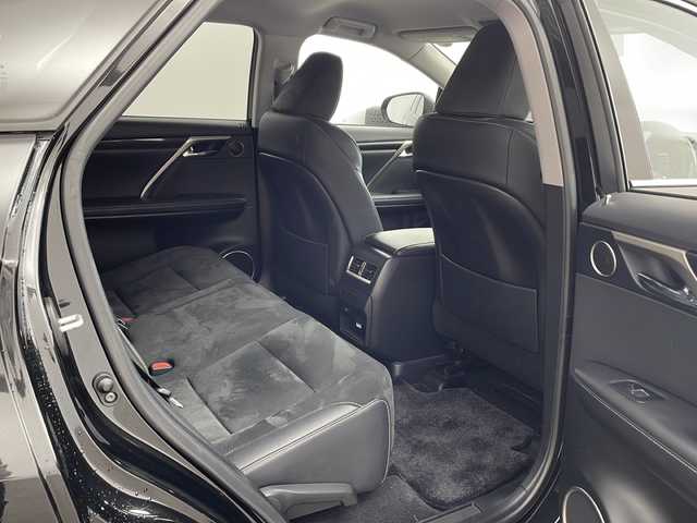 レクサス ＲＸ 200t 兵庫県 2016(平28)年 5.2万km グラファイトブラックガラスフレーク ・純正12.3インチナビ/BT/CD/DVD/SD/USB/TV/・バック/サイドカメラ/・プリクラッシュセーフティ/・レーンキーピングアシスト/・オートマチックハイビーム/・レーダークルーズコントロール/・レーンキーピングアシスト/・アイドリングストップ/・パワーバックドア/・電動パーキングブレーキ/・オートホールドブレーキ/・ハーフレザーシート/・前席パワーシート/・純正フロアマット/・LEDヘッドライト/・純正20インチアルミホイールタイヤ/・社外18インチアルミホイールタイヤ積載（スタッドレスタイヤ）/・全方位ドライブレコーダー/・ビルトインETC2.0/・保証書/・取扱説明書