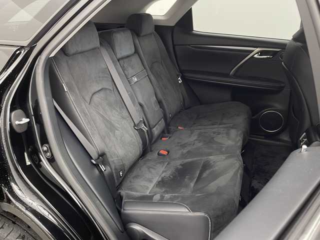 レクサス ＲＸ 200t 兵庫県 2016(平28)年 5.2万km グラファイトブラックガラスフレーク ・純正12.3インチナビ/BT/CD/DVD/SD/USB/TV/・バック/サイドカメラ/・プリクラッシュセーフティ/・レーンキーピングアシスト/・オートマチックハイビーム/・レーダークルーズコントロール/・レーンキーピングアシスト/・アイドリングストップ/・パワーバックドア/・電動パーキングブレーキ/・オートホールドブレーキ/・ハーフレザーシート/・前席パワーシート/・純正フロアマット/・LEDヘッドライト/・純正20インチアルミホイールタイヤ/・社外18インチアルミホイールタイヤ積載（スタッドレスタイヤ）/・全方位ドライブレコーダー/・ビルトインETC2.0/・保証書/・取扱説明書