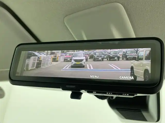 三菱 デリカミニ T プレミアム 富山県 2025(令7)年 0.7万km ガンＭⅡ ４WD/１オーナー/純正オーディオ（HDMI　BT CarPlay androidauto）/全周囲カメラ/前後コーナーセンサー/ビルトインETC/前席シートヒーター/ステアリングヒーター/両側パワースライドドア（フットオープン可）/純正AW付きスタッドレスタイヤセット積込み/オートライト/LEDヘッドライト/フォグ/スマートキー/プッシュスタート/ACC/衝突軽減ブレーキ/車線逸脱警報/車線逸脱防止支援/MIパイロット（車線維持支援）/先行車発進お知らせ/ヒルディセントコントロール/ルーフレール（黒）/パドルシフト/純正マット・バイザー/デジタルインナーミラー/オートホールド/横滑防止装置/保証書、取説/スペアキー