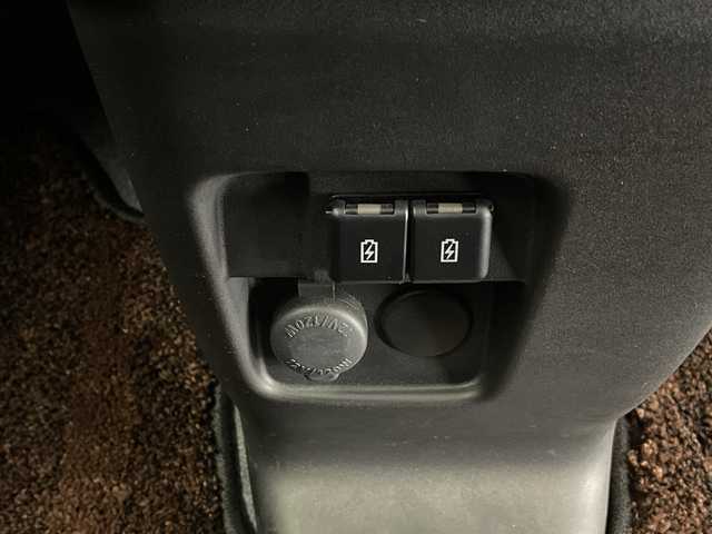 スズキ スペーシア カスタム HYBRID XS 宮崎県 2021(令3)年 2万km フェニックスレッドパール/ブルーイッシュブラックパール 純正ナビ/Ｂｌｕｅｔｏｏｔｈ　/フルセグＴＶ/ＣＤ／ＤＶＤ　/両側パワースライドドア/クルーズコントロール/黒ハーフレザーシート/ドライブレコーダー/バックカメラ　/デュアルブレーキサポート　/コーナセンサー　/レーンキープアシスト/Ｄ席シートヒーター/スマートキー/プッシュスタート