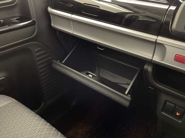 スズキ スペーシア カスタム HYBRID XS 宮崎県 2021(令3)年 2万km フェニックスレッドパール/ブルーイッシュブラックパール 純正ナビ/Ｂｌｕｅｔｏｏｔｈ　/フルセグＴＶ/ＣＤ／ＤＶＤ　/両側パワースライドドア/クルーズコントロール/黒ハーフレザーシート/ドライブレコーダー/バックカメラ　/デュアルブレーキサポート　/コーナセンサー　/レーンキープアシスト/Ｄ席シートヒーター/スマートキー/プッシュスタート