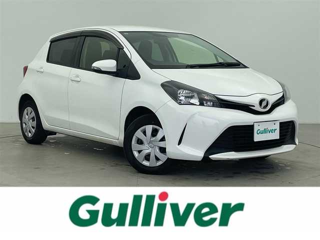 トヨタ ヴィッツ F 富山県 2015(平27)年 6.1万km スーパーホワイトⅡ カーオーディオ(AM/FM/CD/DVD/USB/AUX)/ABS/横滑り防止装置/純正フロアマット/マニュアルエアコン/鉄チンホイール/電動格納ミラー/バニティミラー/ドアバイザー/ハロゲンヘッドライト/リモコンキー/スペアキー1本