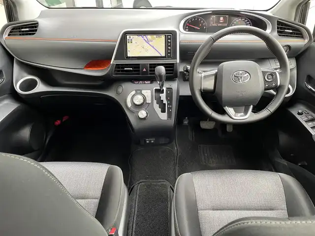 トヨタ シエンタ G 宮城県 2018(平30)年 7.7万km ブラックマイカ 登録時走行距離76895km/純正T-Conect ７インチメモリーナビ/フルセグテレビ/CD/DVD再生機能/ミュージックサーバー（SD録音）/Bluetooth接続/バックカメラ/ETC/両側パワースライドドア/純正フロアマット/3列シート/衝突軽減ブレーキ/車線逸脱警報システム/アイドリングストップ/スマートキー/プッシュスタート/オートエアコン/オートライト/ドライブレコーダー