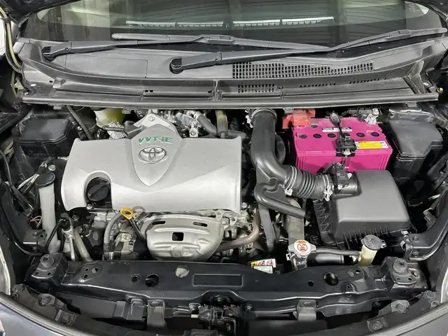 トヨタ シエンタ G 佐賀県 2018(平30)年 7.7万km ブラックマイカ 純正7インチSDナビ【NSZT-W68T】/AM/FM/CD/DVD/Bluetooth/フルセグTV/バックカメラ/ビルトインETC/ドライブレコーダー【DRT-C68A】/トヨタセーフティセンス/プリクラッシュセーフティ/レーンディパーチャーアラート/オートマチックハイビーム/先行車発進お知らせ機能/アイドリングストップ/両側パワースライドドア/オートエアコン/本革巻きステアリング/ステアリングスイッチ/純正フロアマット/電格ウィンカーミラー/スマートエントリー/プッシュスタートシステム/横滑り防止装置/盗難防止装置/3列シート7人乗り/保証書/取扱説明書/ナビ取扱説明書/スペアキー×1