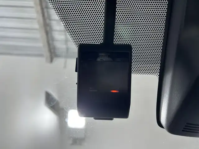 トヨタ シエンタ G 佐賀県 2018(平30)年 7.7万km ブラックマイカ 純正7インチSDナビ【NSZT-W68T】/AM/FM/CD/DVD/Bluetooth/フルセグTV/バックカメラ/ビルトインETC/ドライブレコーダー【DRT-C68A】/トヨタセーフティセンス/プリクラッシュセーフティ/レーンディパーチャーアラート/オートマチックハイビーム/先行車発進お知らせ機能/アイドリングストップ/両側パワースライドドア/オートエアコン/本革巻きステアリング/ステアリングスイッチ/純正フロアマット/電格ウィンカーミラー/スマートエントリー/プッシュスタートシステム/横滑り防止装置/盗難防止装置/3列シート7人乗り/保証書/取扱説明書/ナビ取扱説明書/スペアキー×1