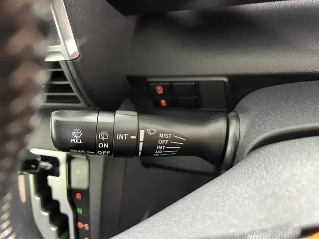 トヨタ シエンタ G 佐賀県 2018(平30)年 7.7万km ブラックマイカ 純正7インチSDナビ【NSZT-W68T】/AM/FM/CD/DVD/Bluetooth/フルセグTV/バックカメラ/ビルトインETC/ドライブレコーダー【DRT-C68A】/トヨタセーフティセンス/プリクラッシュセーフティ/レーンディパーチャーアラート/オートマチックハイビーム/先行車発進お知らせ機能/アイドリングストップ/両側パワースライドドア/オートエアコン/本革巻きステアリング/ステアリングスイッチ/純正フロアマット/電格ウィンカーミラー/スマートエントリー/プッシュスタートシステム/横滑り防止装置/盗難防止装置/3列シート7人乗り/保証書/取扱説明書/ナビ取扱説明書/スペアキー×1