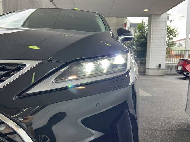レクサス ＲＸ 450hL 京都府 2022(令4)年 1.2万km グラファイトブラックガラスフレーク 純正ナビ12.3インチ/フルセグTV/Bluetooth/レーダークルーズコントロール/パノラミックビューモニター/サンルーフ/ビルトインETC2.0/前後ドライブレコーダー/シートヒーター/エアシート/メモリーパワーシート/前席パワーシート/パワーバックドア/電動格納サードシート/プリクラッシュセーフティ/コーナーセンサー/レーンキープアシスト/４WD/パドルシフト/BSM/電動パーキングブレーキ/オートリトラクタブルミラー/オートライト/オートマチックハイビーム/ステアリングヒーター/ステアリングスイッチ/純正フロアマット/Miracast