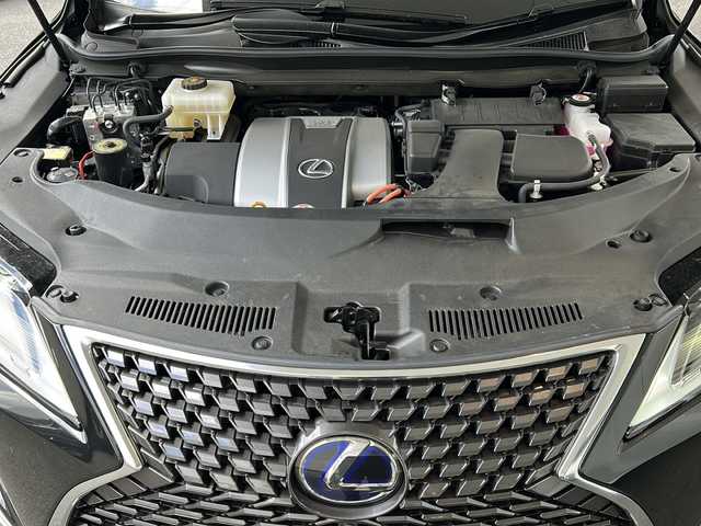 レクサス ＲＸ 450hL 京都府 2022(令4)年 1.2万km グラファイトブラックガラスフレーク 純正ナビ12.3インチ/フルセグTV/Bluetooth/レーダークルーズコントロール/パノラミックビューモニター/サンルーフ/ビルトインETC2.0/前後ドライブレコーダー/シートヒーター/エアシート/メモリーパワーシート/前席パワーシート/パワーバックドア/電動格納サードシート/プリクラッシュセーフティ/コーナーセンサー/レーンキープアシスト/４WD/パドルシフト/BSM/電動パーキングブレーキ/オートリトラクタブルミラー/オートライト/オートマチックハイビーム/ステアリングヒーター/ステアリングスイッチ/純正フロアマット/Miracast