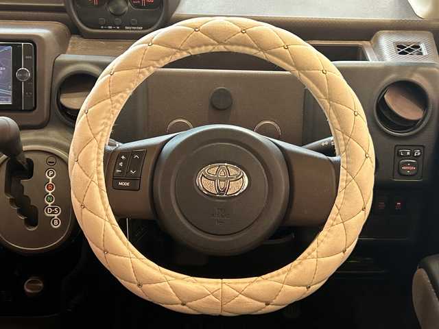 トヨタ スペイド F 埼玉県 2013(平25)年 10万km パール 社外ＳＤナビ　/　ＣＤ／ＤＶＤ／ＢＴ／フルセグＴＶ／ＳＤＭＳＶ　/バックカメラ　/片側パワースライドドア　/ハロゲンオートライト　/ステアリングリモコン　/ＥＴＣ　/ドアバイザー　/スマートキー　/禁煙車